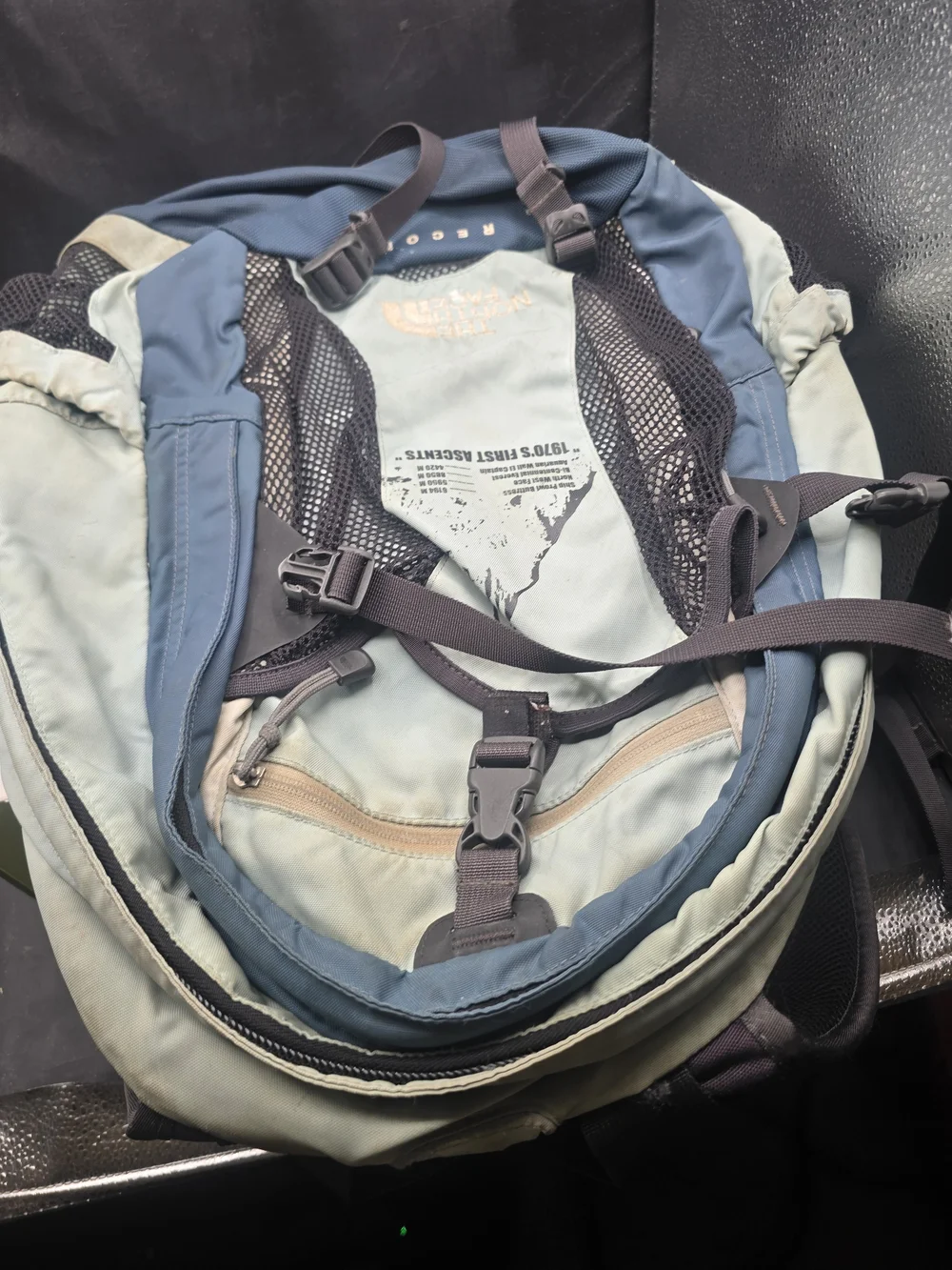 The North Face Men's Blue/Gray Backpack - Versatile Daypack